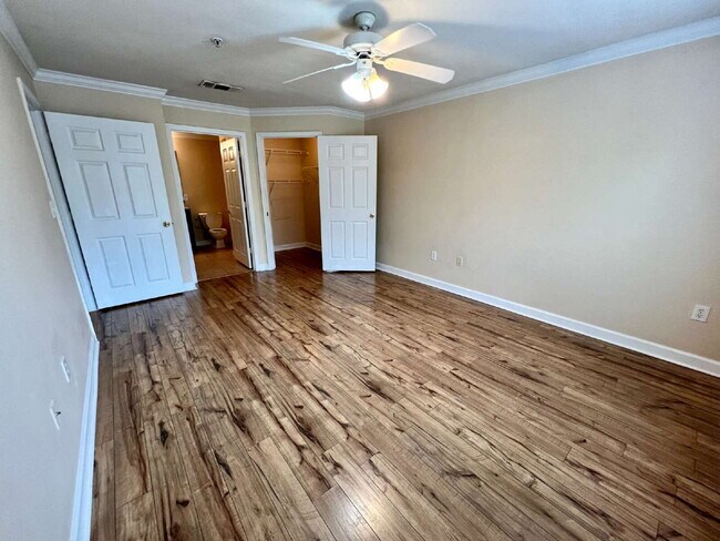 18159 Sterling Gate Cir