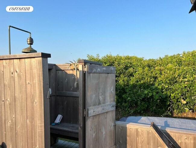 Photo - 100 Deforest Rd