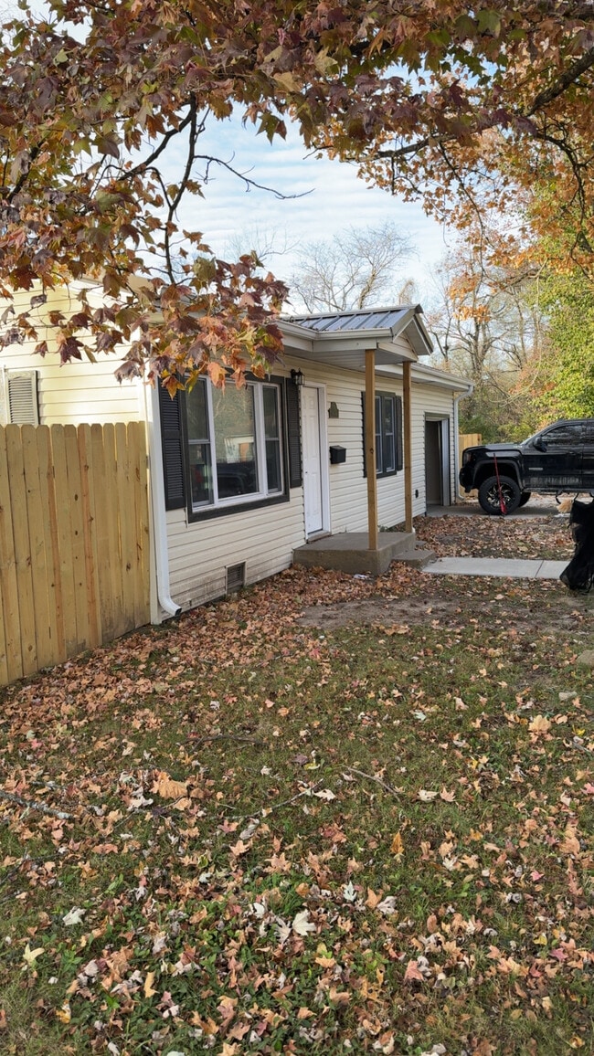 Photo - 505 N Chapman Ave