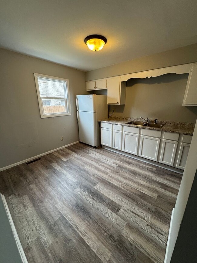 Photo - 3308 Sablewood Dr Unit #2