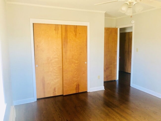 Photo - 1455 Springsteen Rd