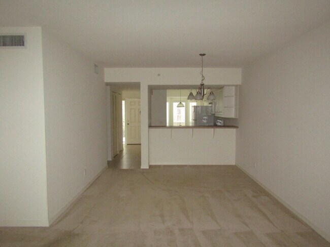 Photo - 891 Norwalk Dr