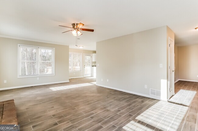 Photo - 3100 Rome Ct SW