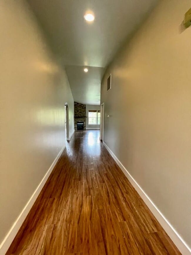 Photo - Gorgeous single level home in SE Bend with large fenced in backyard!