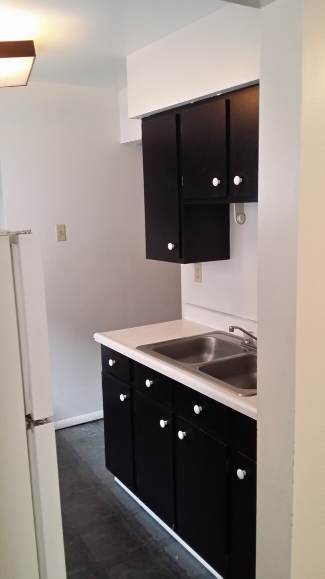 Photo - 3110 Niagara St Unit 2