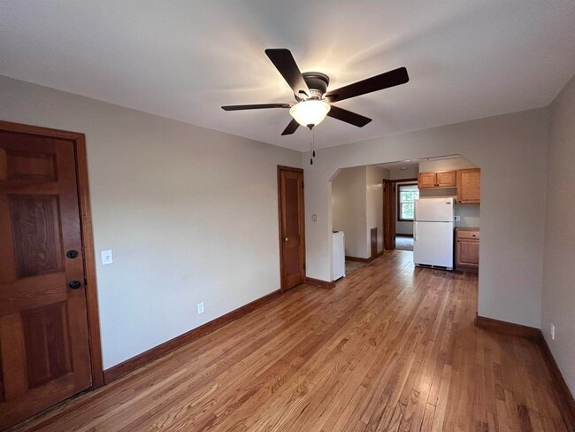 Photo - 2755 Union St