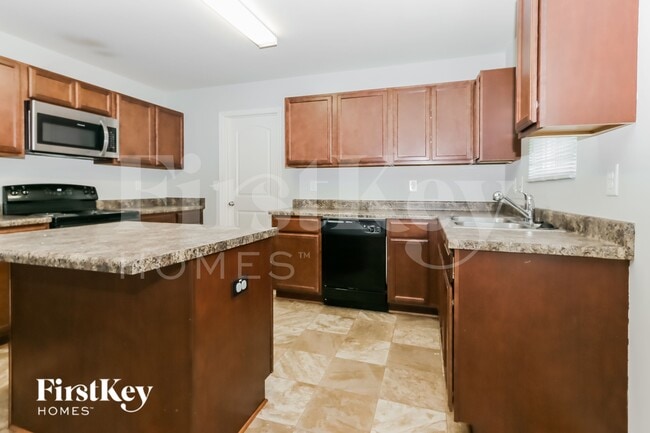 170 Betty Ann Ln