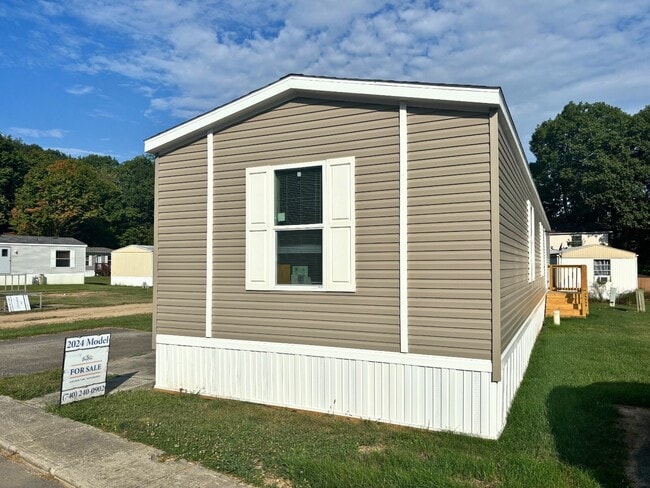 Photo - 2121 Panhandle Rd