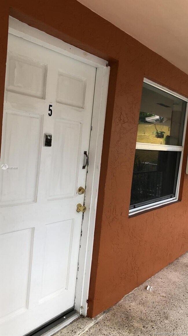 Photo - 1029 NW 5th St Apartment Unit 5