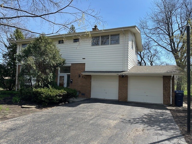 Building Photo - 921 Wilmot Rd Rental
