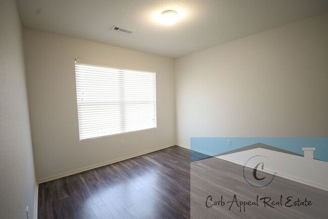 Photo - Beautiful 4 bedroom/2 bath home - Nettleton