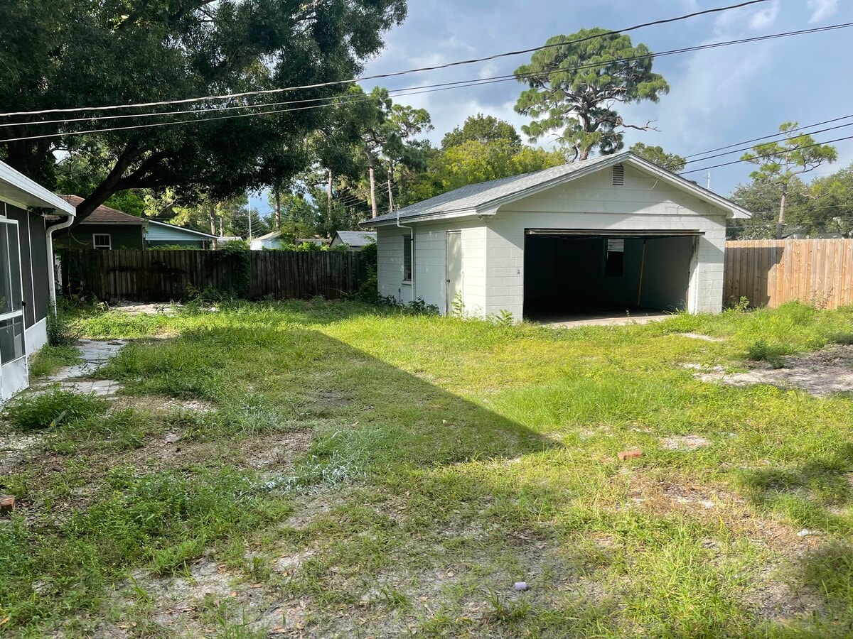 Photo - 3101 29th St N