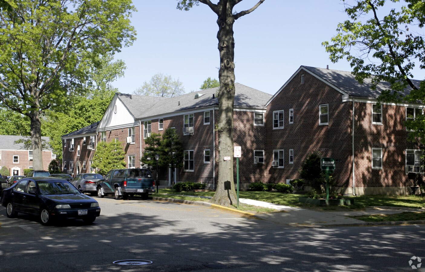 Millbrook Apartments - Millbrook Apartments