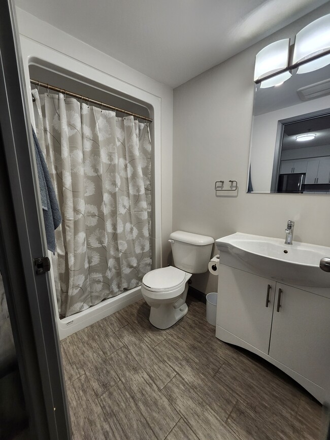 Photo - 258A Sunview St