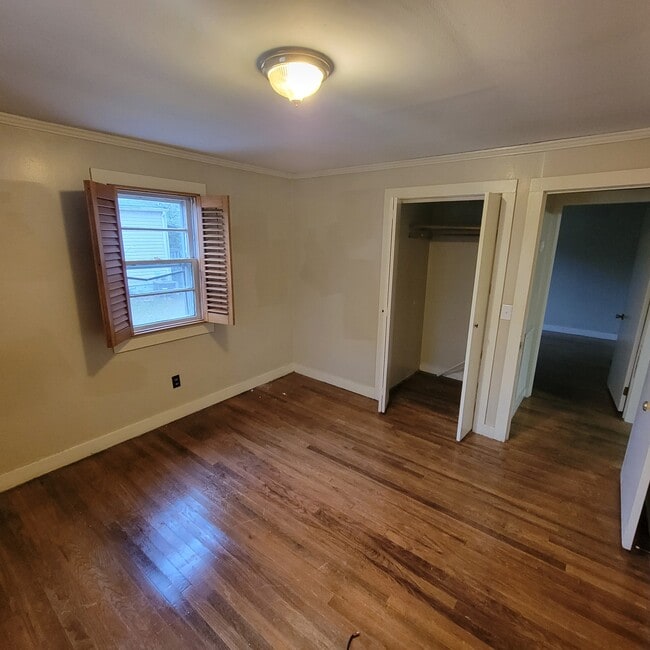 Photo - 364 S Cedar Ave