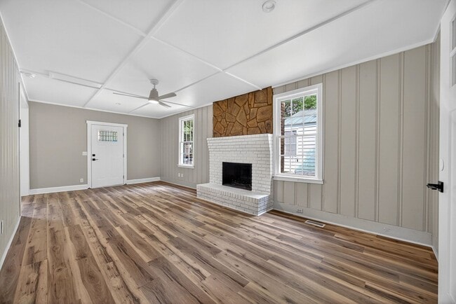 Photo - Renovated & Move-In Ready Ranch in Rosewood!