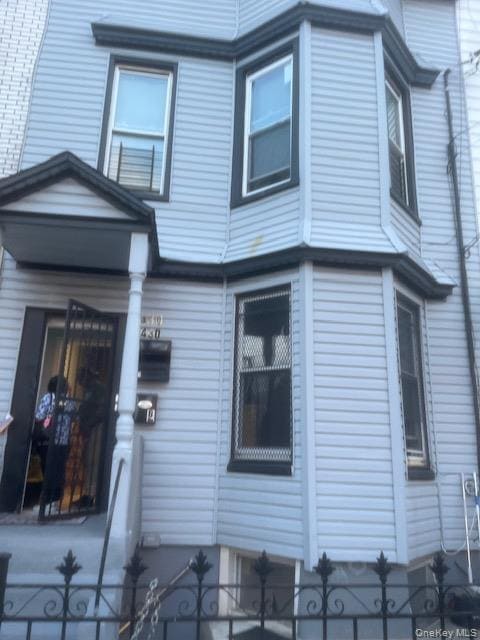 Photo - 430 Shepherd Ave
