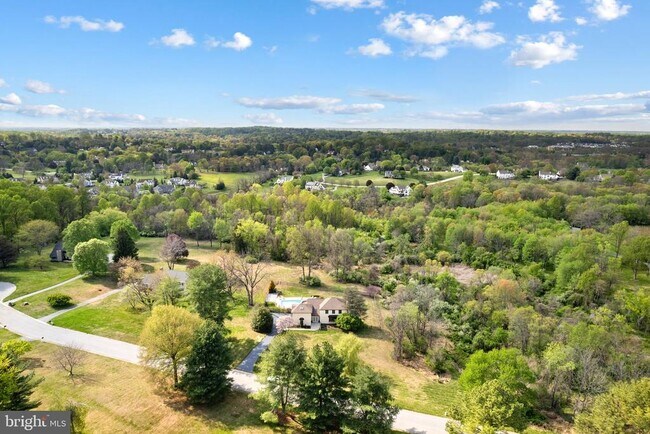 Photo - 883 Echo Hill Rd