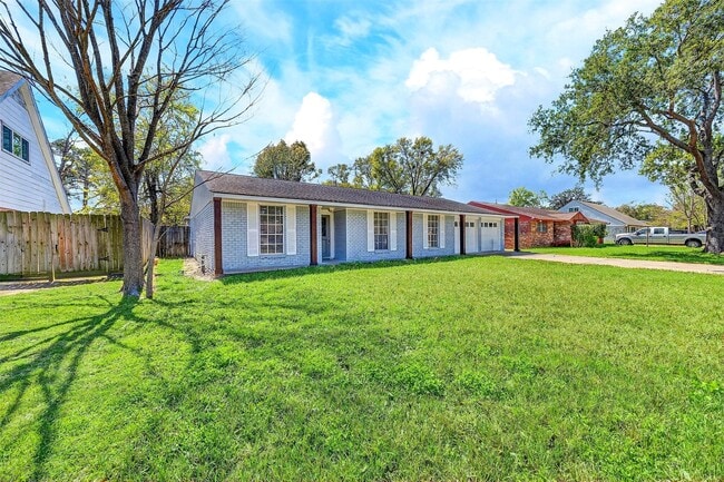 Photo - 9611 Highmeadow Dr