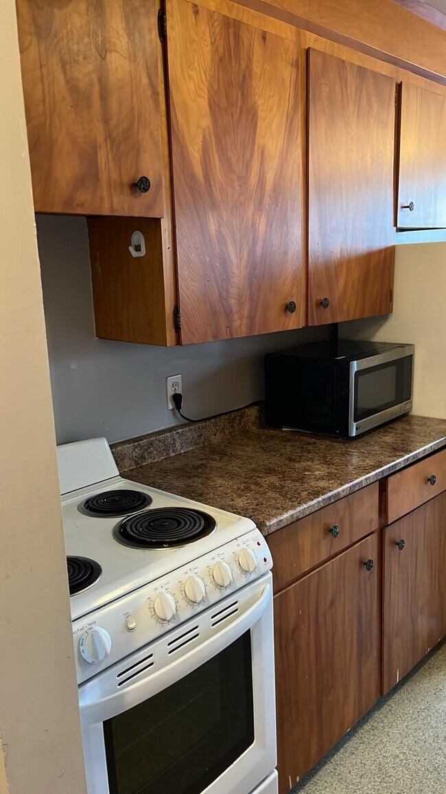 Photo - 67 Caledonia Rd Unit 4