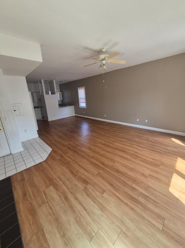 Photo - 162 Park St