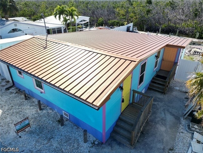 Photo - 4874 Pine Island Rd