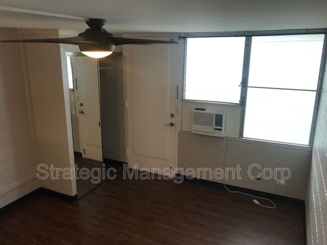 Photo - 1301 Lusitana St Unidad 801