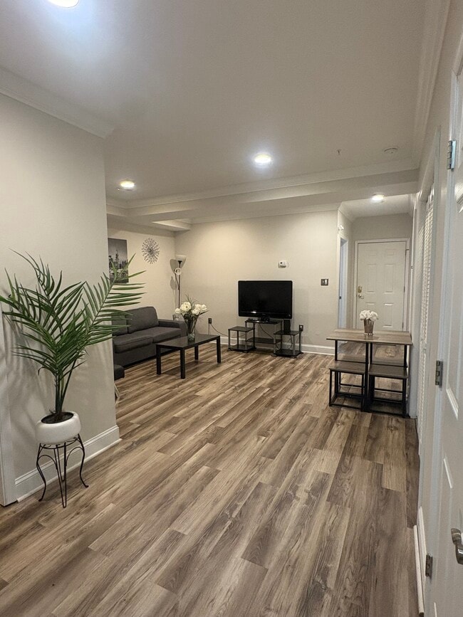 Building Photo - 5020 C St SE Unit C Street SE