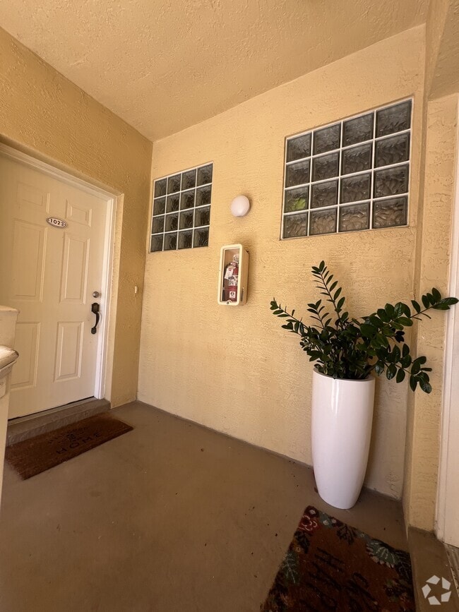 Building Photo - 4236 Bellasol Cir Rental