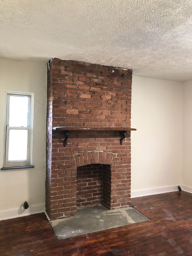 Building Photo - 508 Atlantic Ave Unit 2 Rental