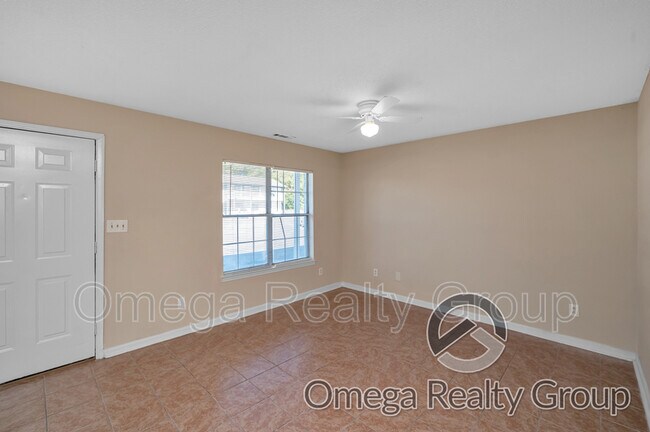 Photo - 3328 Meridian St N Unit Apt 110