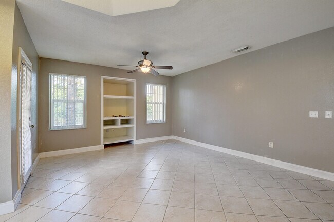 1206 Belmont Pl