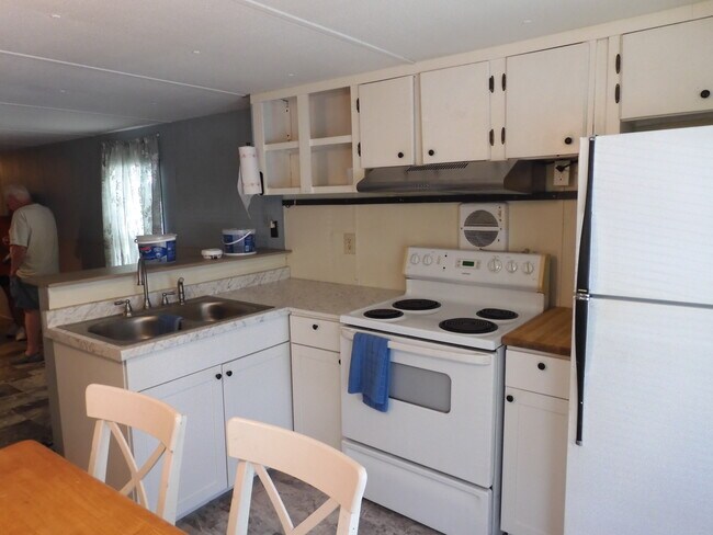 Photo - 7831 Sunrunner Dr