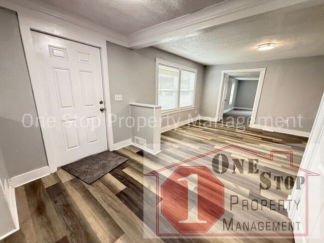 Photo - Beautiful 4 Bedroom 3 Bathroom Home in Kan...