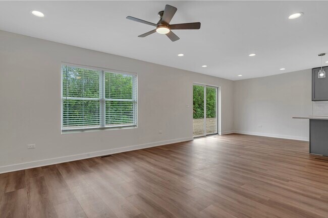 Photo - 873 Covey Lane