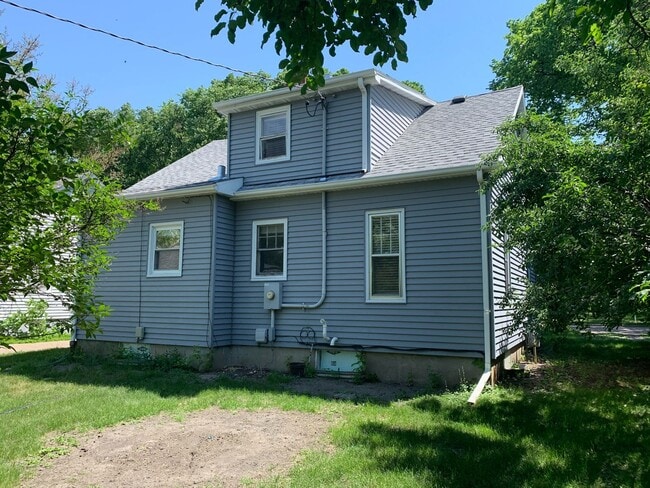 Photo - 4 Bedroom Near NDSU!!