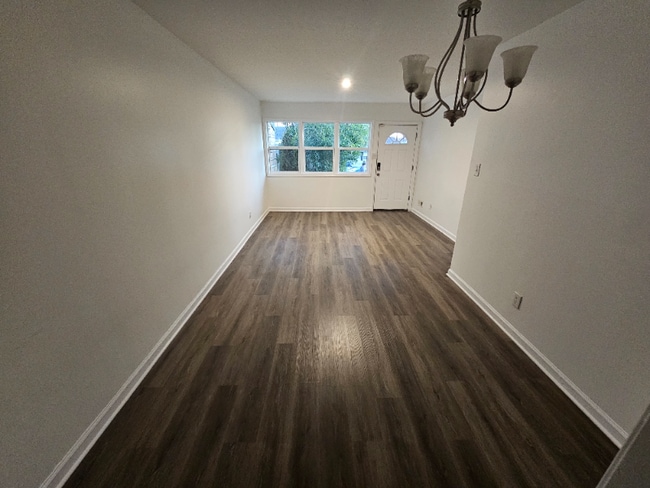 Photo - 7724 Normandy Rd