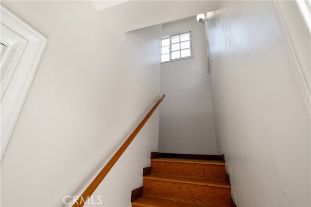 Photo - 881 W Upland Ave