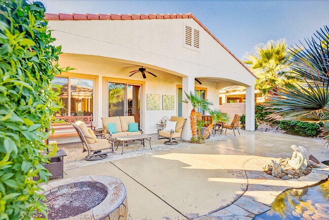81656 Avenida De Baile