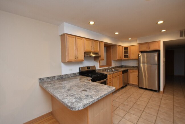 Photo - 2724 N Magnolia Ave Unit g