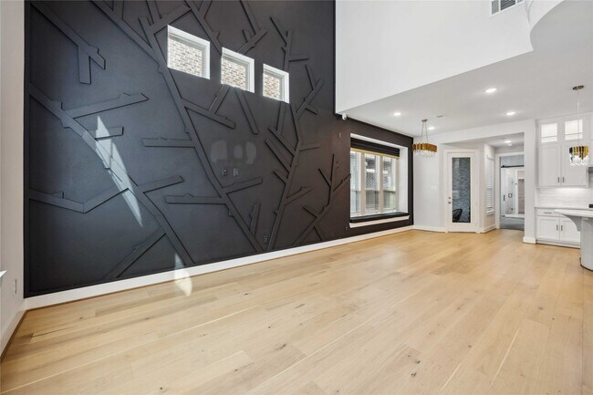 Photo - 18231 Lakepoint Rdg Ln