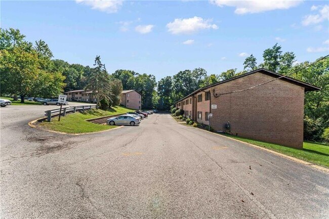 Photo - 4073 Sanlin Dr