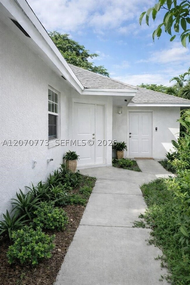 Photo - 165 SW 5th St