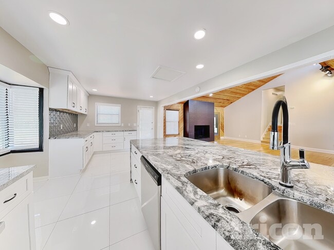 Photo - 4963 Preswick Ct