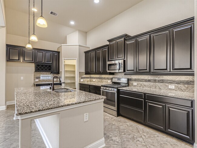 Photo - 18839 Fox Kestrel Trl