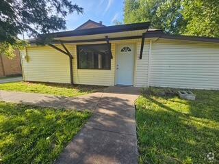 Building Photo - 125 E Neosho St Unit A Rental