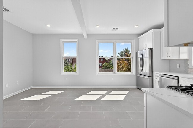 Photo - 204 John F. Kennedy Blvd Unit 2