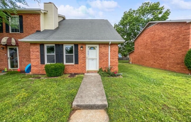 Charming 2BR House in Smyrna - Charming 2BR House in Smyrna