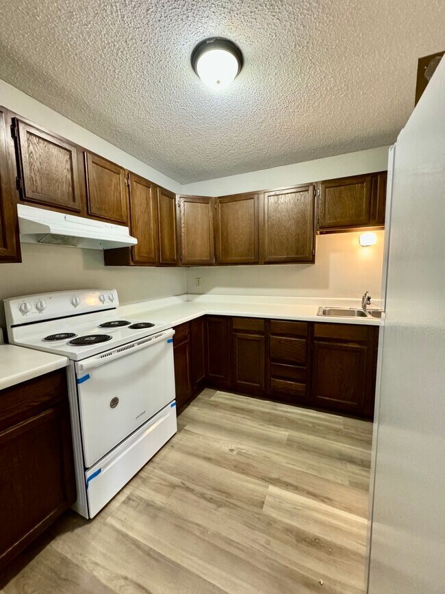 Photo - Updated 2 Bedrooms - Leonard North Dakota Rental Unit 1
