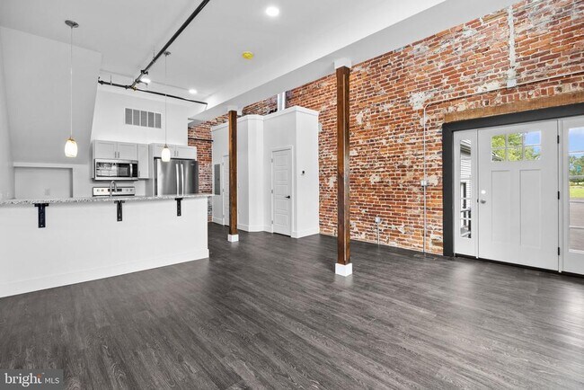 Photo - 819 Blooming Glen Rd Unidad APT 4